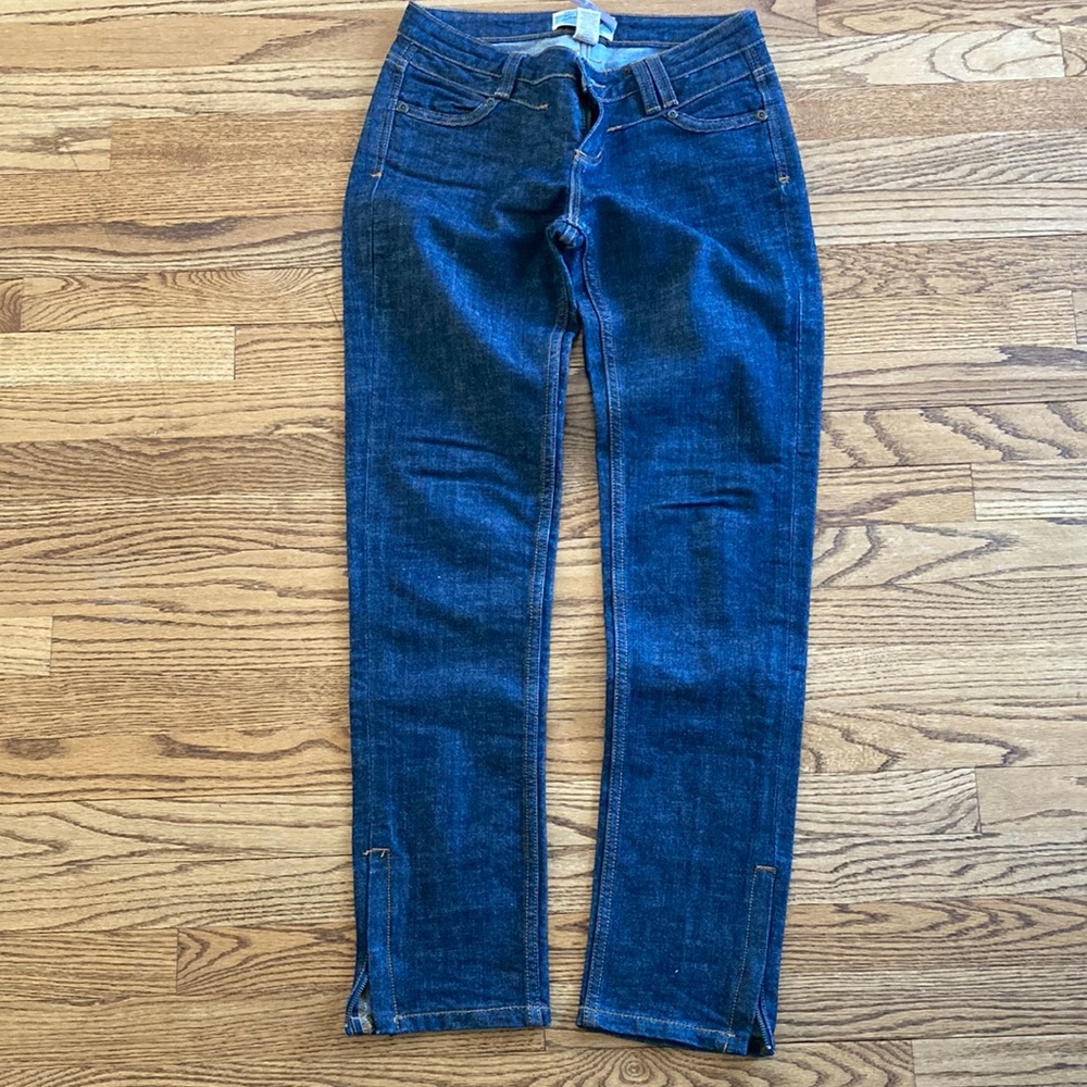 Seven7 jeans, size 29. Great condition except the zipper is broken